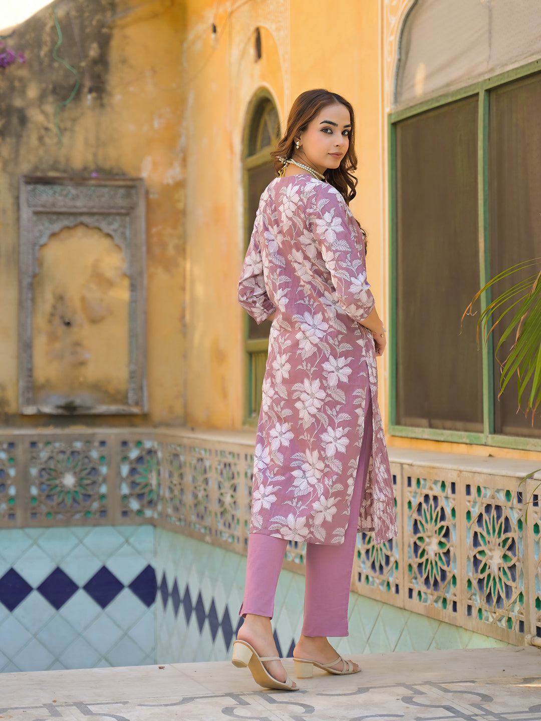 Peach-Cotton-Floral-Print-3-Piece-Kurta-Set