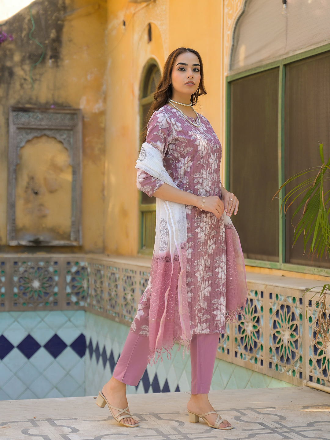 Peach-Cotton-Floral-Print-3-Piece-Kurta-Set