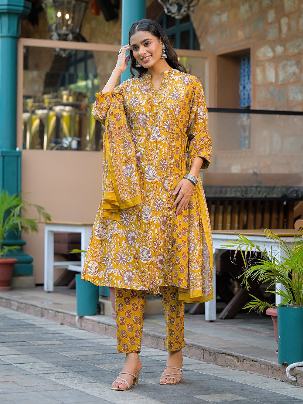 Mustard-Cotton-Floral-Print-3-Piece-Kurta-Set