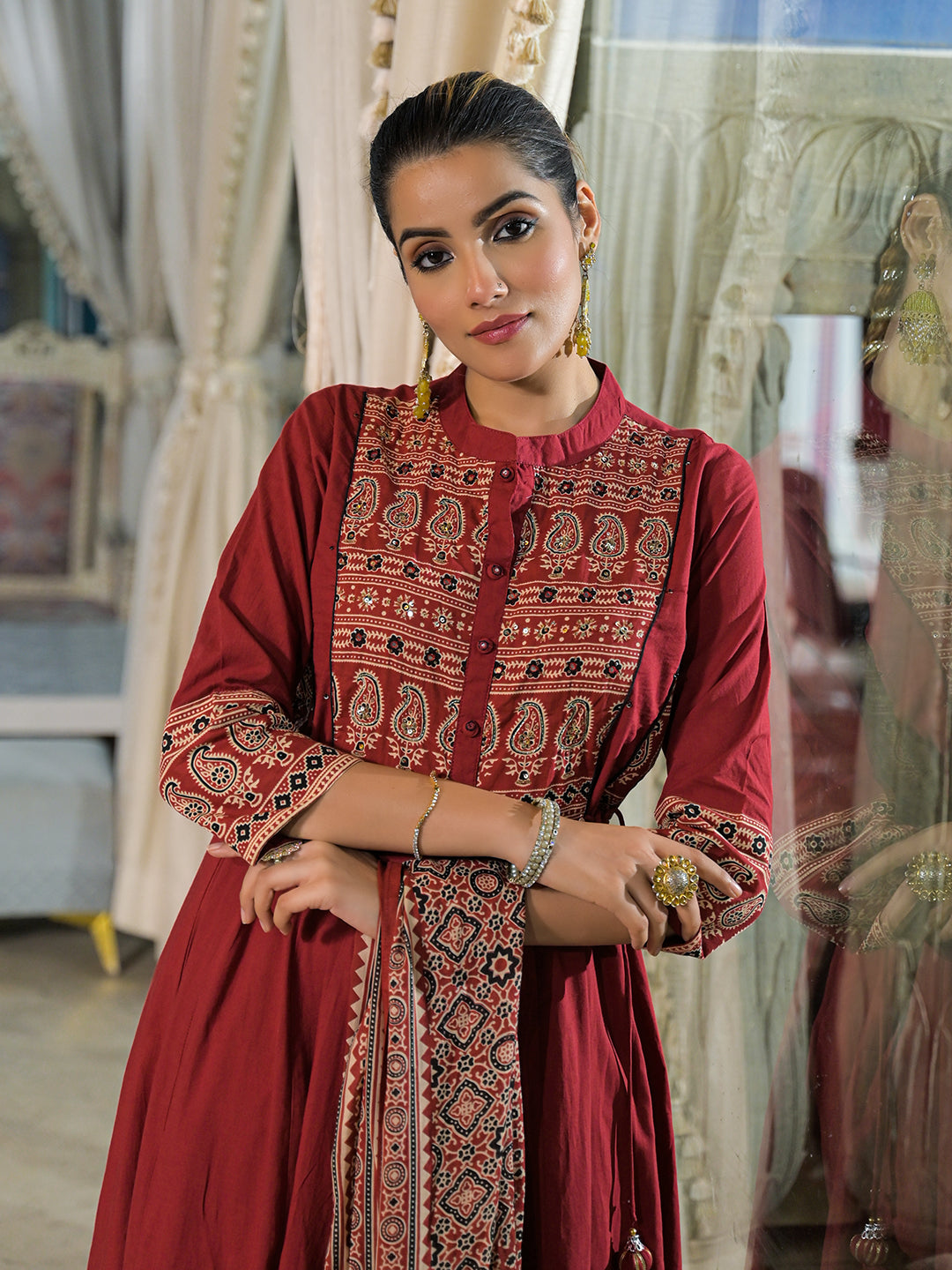 Red-Cotton-Paisley-Print-Anarkali-3-Piece-Kurta-Set
