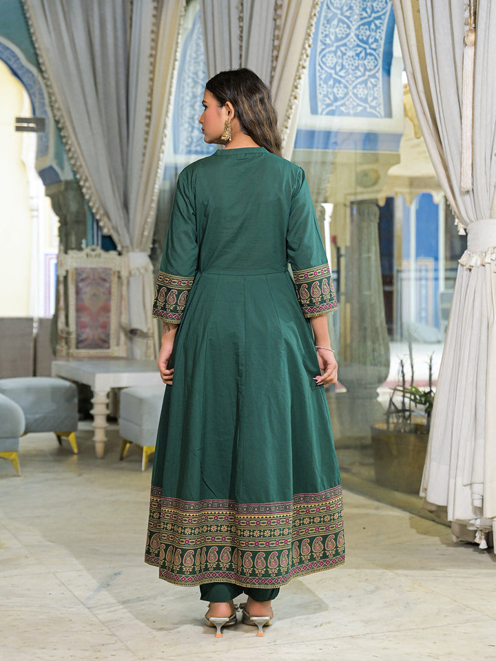 Green-Cotton-Paisley-Print-Anarkali-3-Piece-Kurta-Set