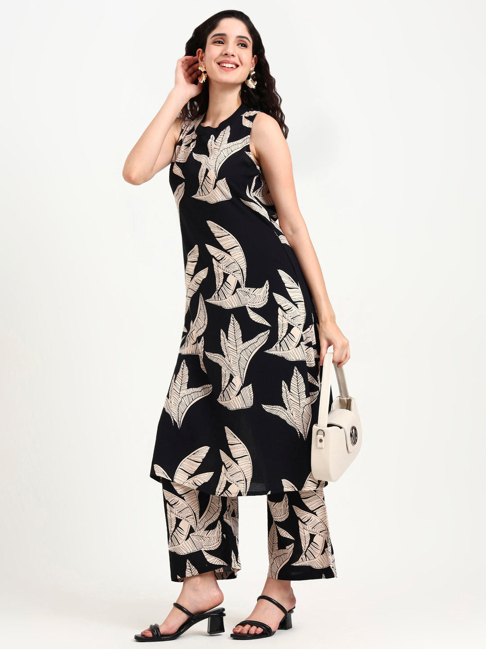 Black-Rayon-Floral-Printed-2-Piece-Kurta-Set