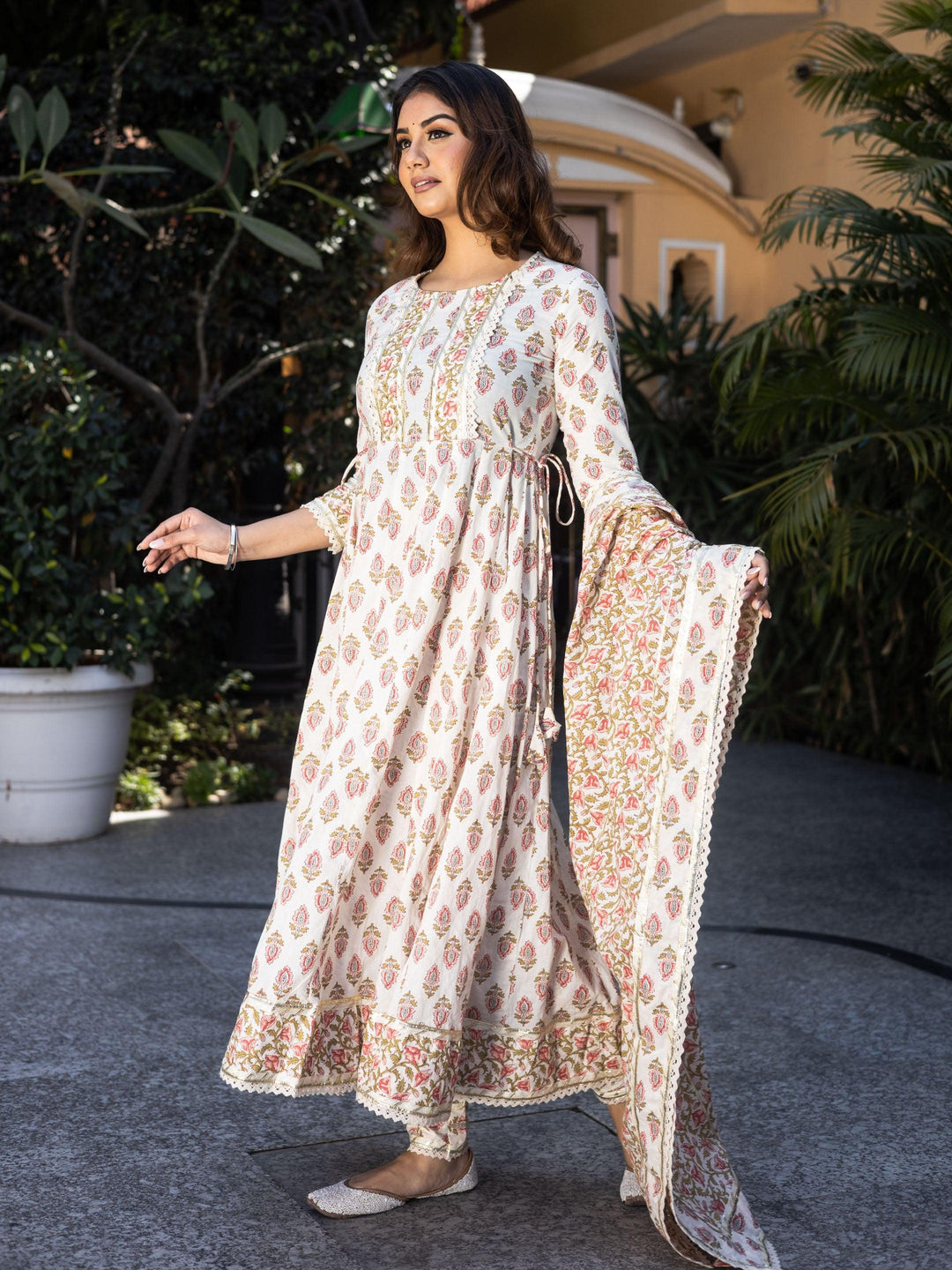 Cream-Cotton-Floral-Print-3-Piece-Anarkali-Set
