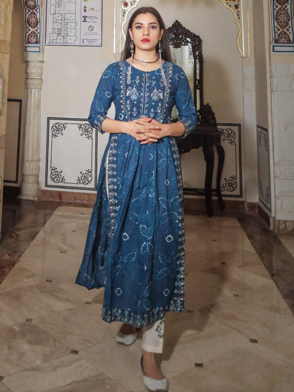 Blue-Cotton-Nyra-Cut-Zari-Work-Kurta-Pant-Set