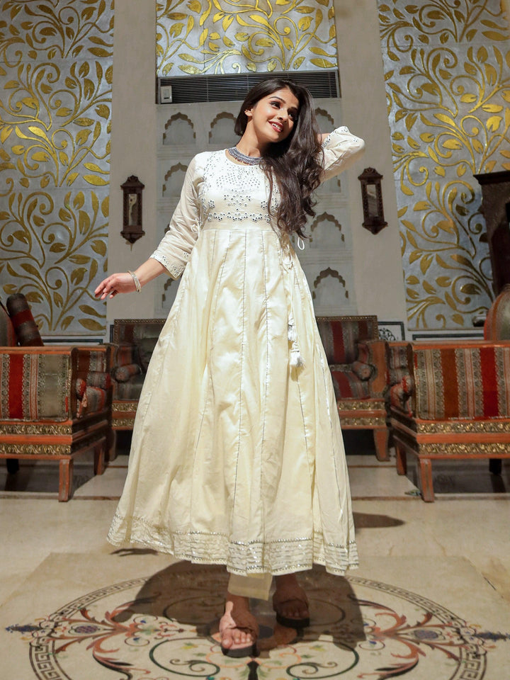 Off-White-Cotton-3-Piece-Anarkali-Set