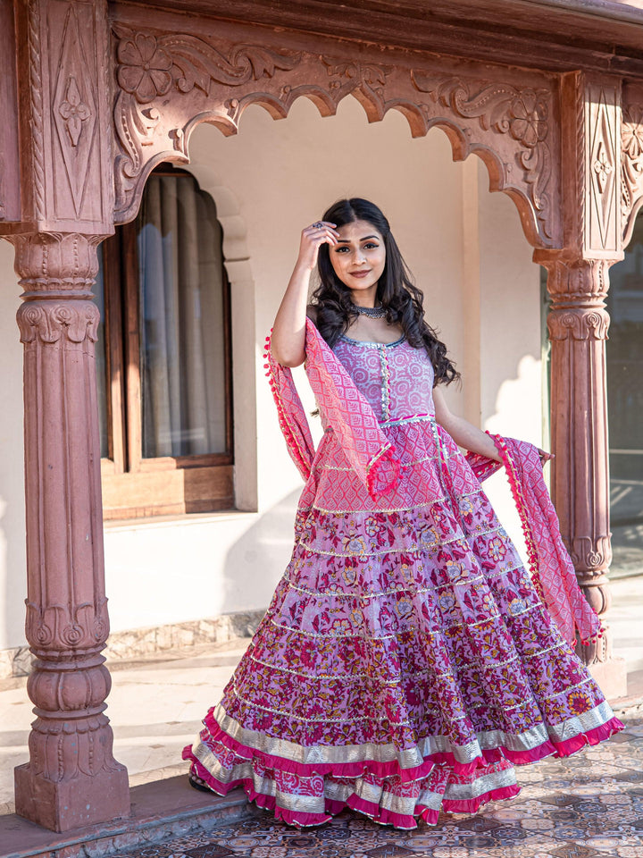 Pink-Cotton-Sleevless-3-Piece-Anarkali-Set