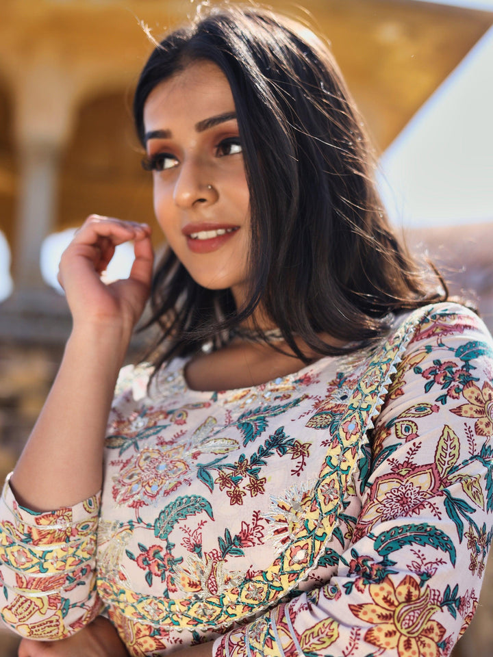 Off-White-Cotton-3-Piece-Anarkali-Set