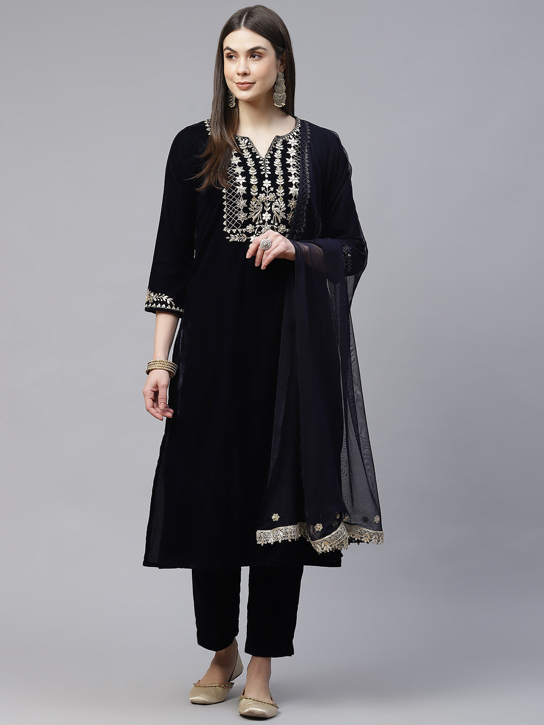 Navy-Blue-Velvet-Zardozi-Work-Embroidered-3-Piece-Kurta-Set