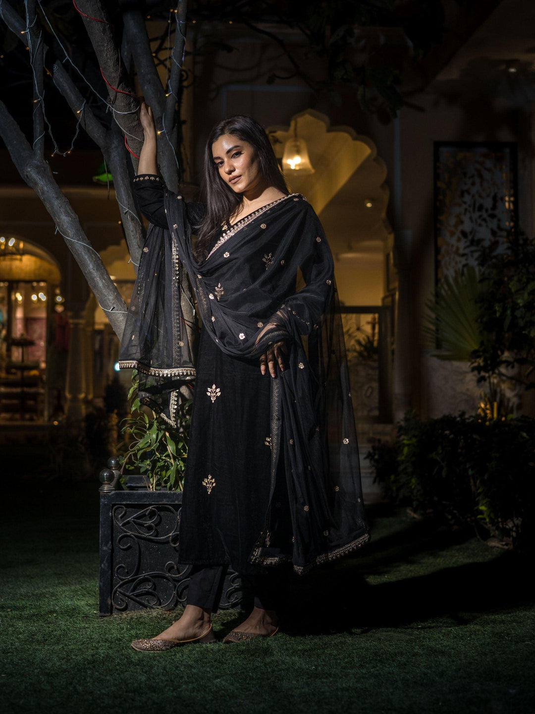 Black-Velvet-Hand-Work-3-Piece-Kurta-Set