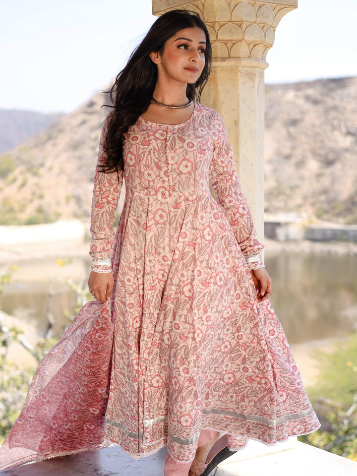 Baby-Pink-Cotton-3-Piece-Anarkali-Set