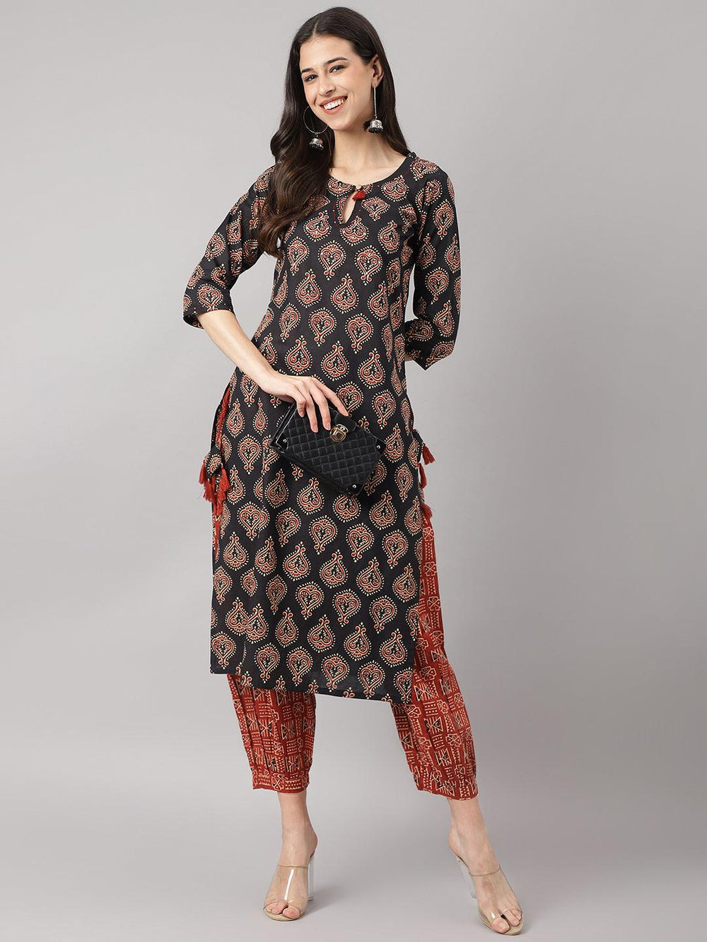 Black-&-Red-Pure-Cotton-Buti-Printed-2-Piece-Kurta-Set