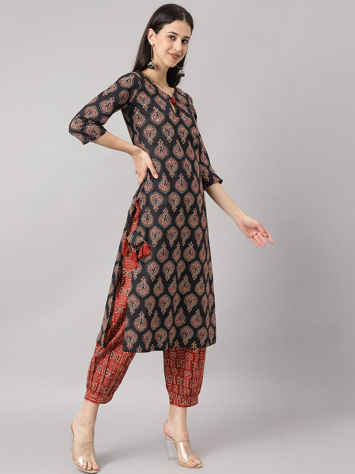 Black-&-Red-Pure-Cotton-Buti-Printed-2-Piece-Kurta-Set
