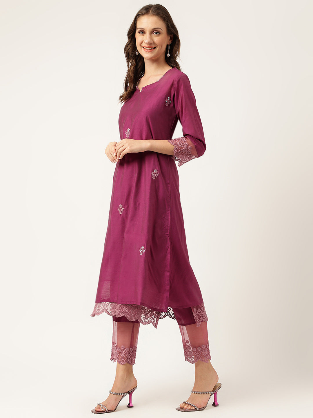 Purple-Chanderi-Silk-Embroidered-3-Piece-Kurta