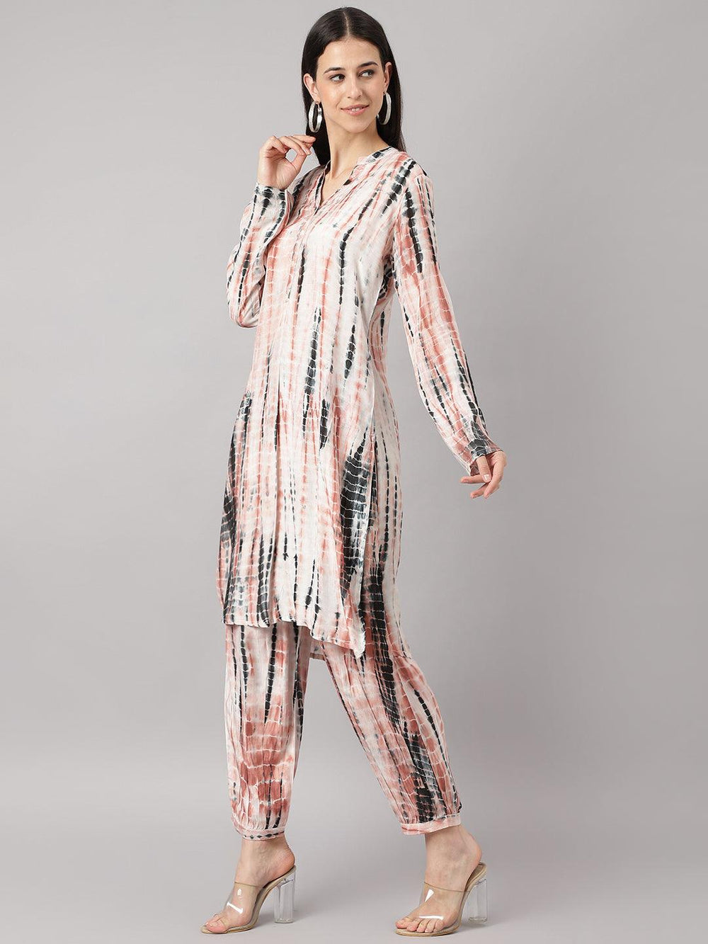 Cream-Muslin-Tie-And-Dye-2-Piece-Kurta-Set