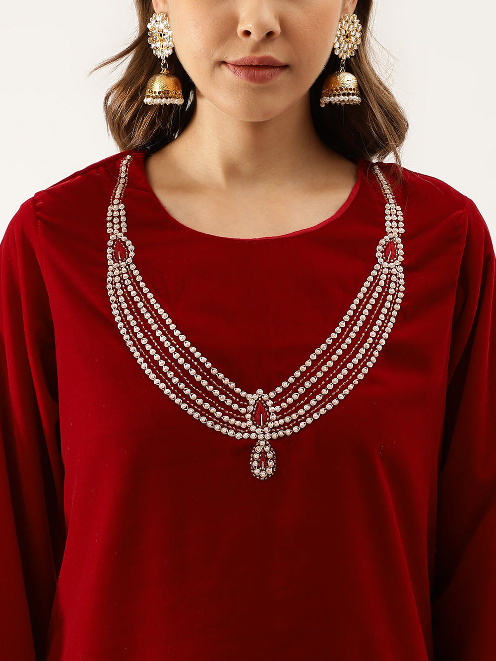 Maroon-Velvet-Plain-Embroidered-3-Piece-Kurta-Set