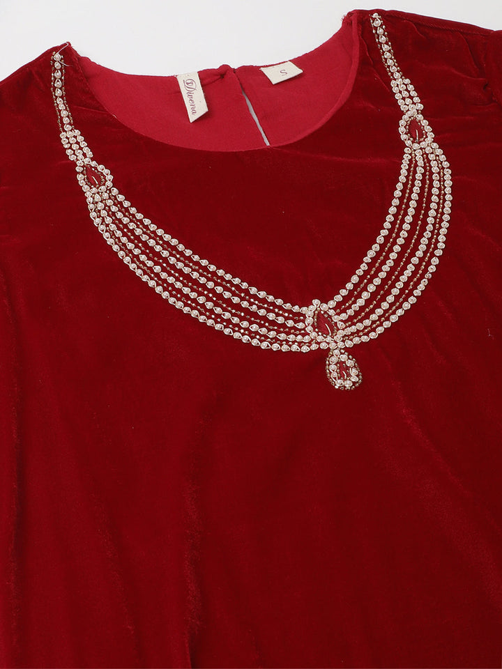 Maroon-Velvet-Plain-Embroidered-3-Piece-Kurta-Set
