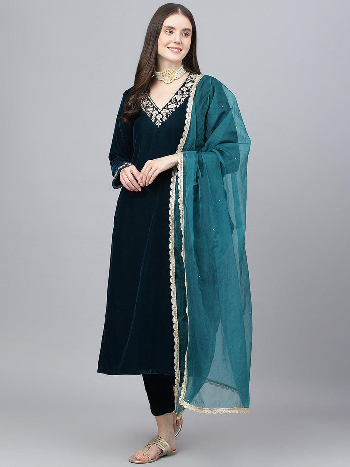Teal-Green-Velvet-Hand-Work-3-Piece-Kurta-Set