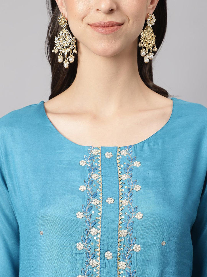 Teal-Blue-Muslin-Embroidery-3-Piece-Kurta-Set