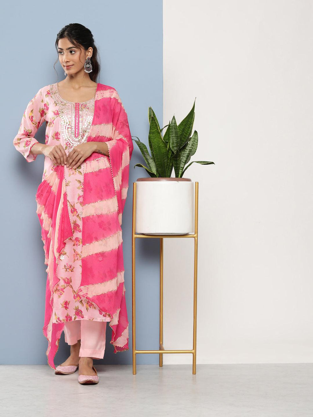 Pink-Pure-Cotton-Floral-Printed-3-Piece-Kurta-Set-S