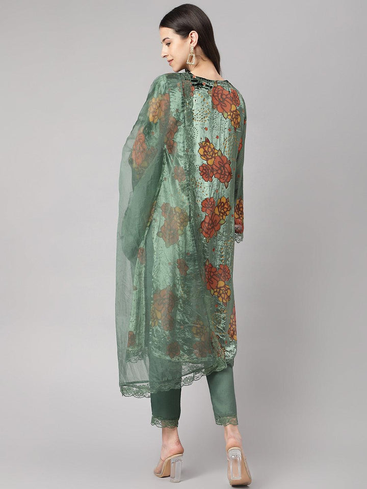 Green-Velvet-Floral-3-Piece-Kurta-Set