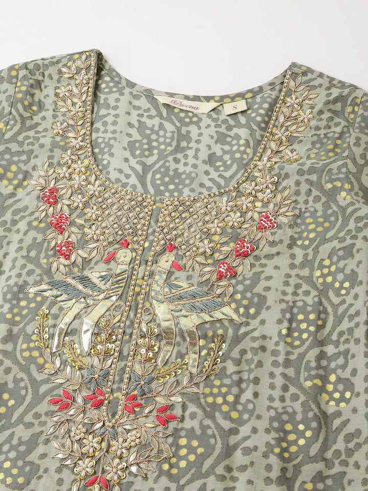 Green-Chanderi-Print-3-Piece-Kurta-Set