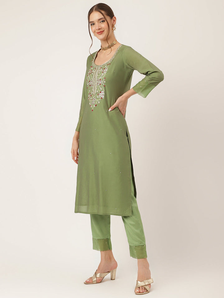 Green-Chanderi-Embroidered-3-Piece-Kurta-Set