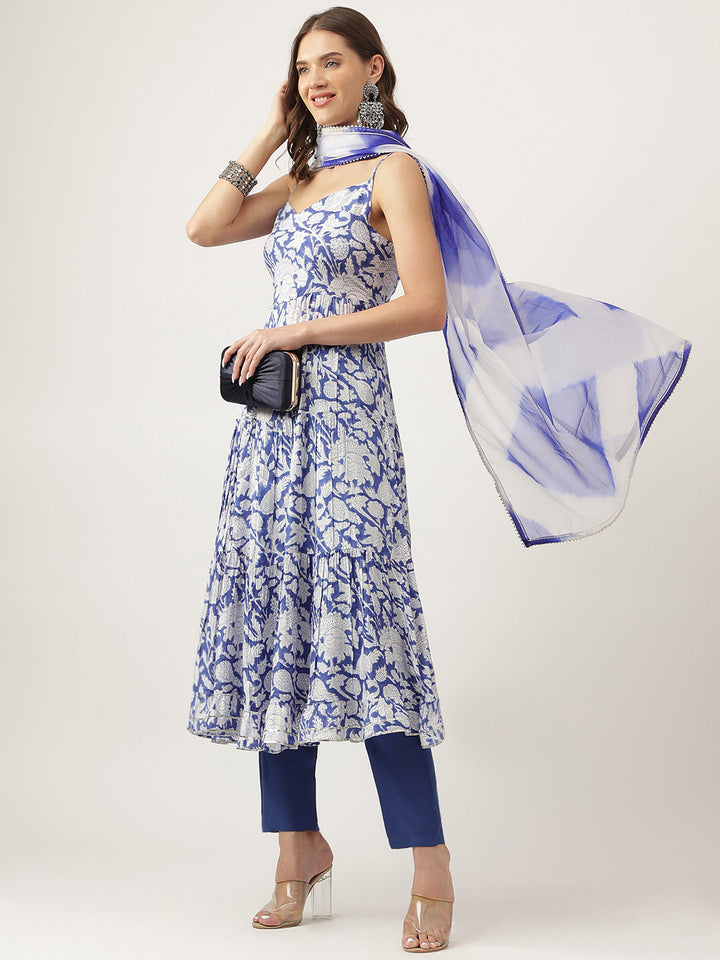 Blue-Muslin-Floral-Printed-3-Piece-Kurta-Set