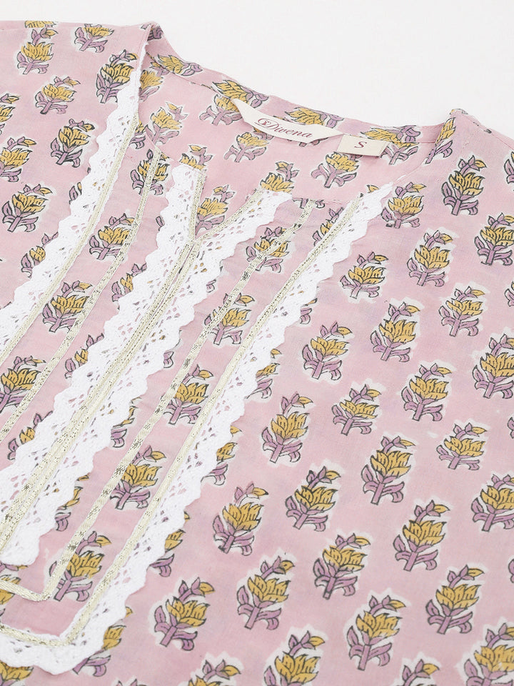 Lavender-Cotton-Hand-Block-Floral-Printed-3-Piece-Kurta-Set