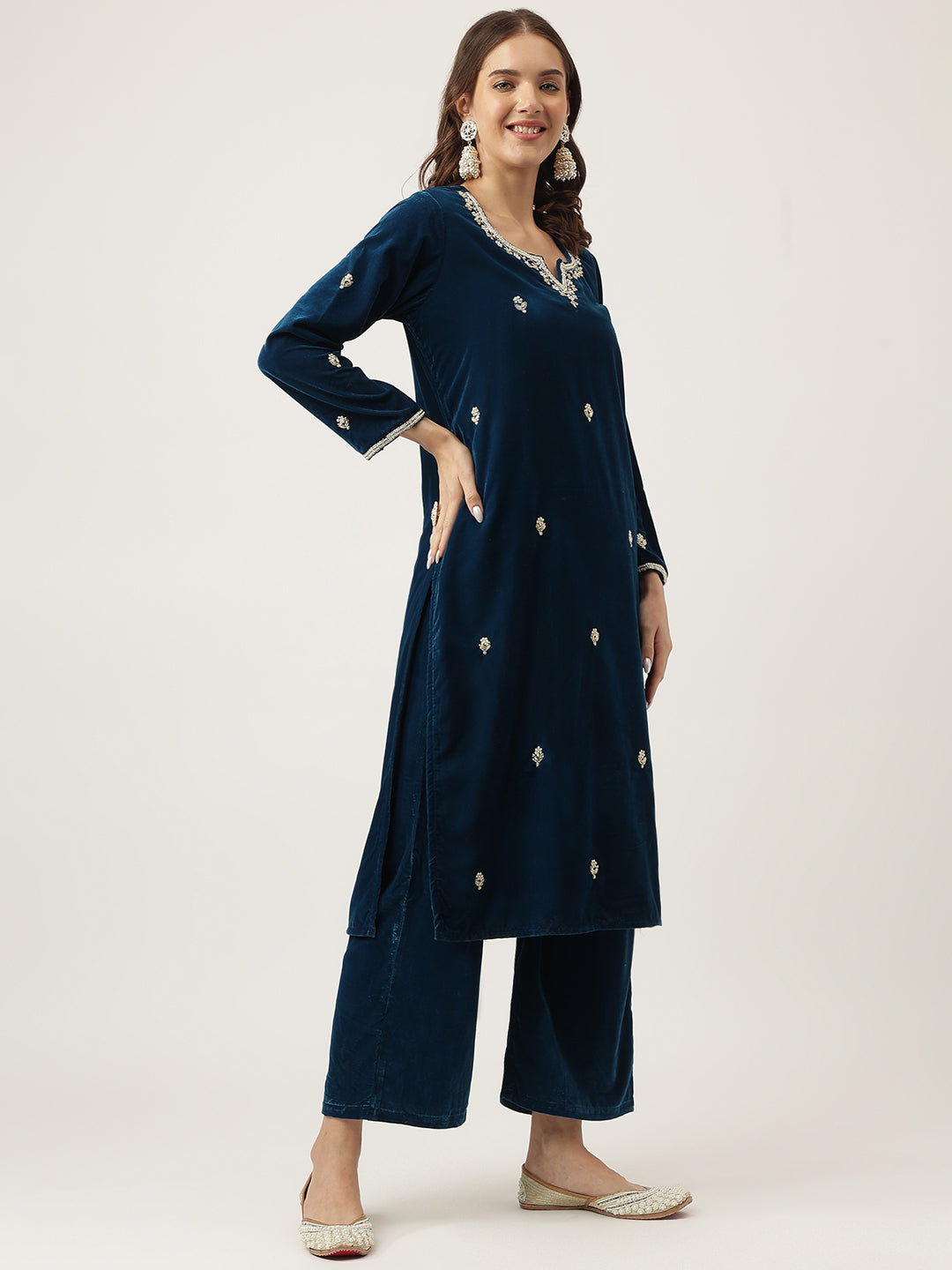 Rayol-Blue-Velvet-Hand-Embroidered-Straight-3-Piece-Kurta-Set