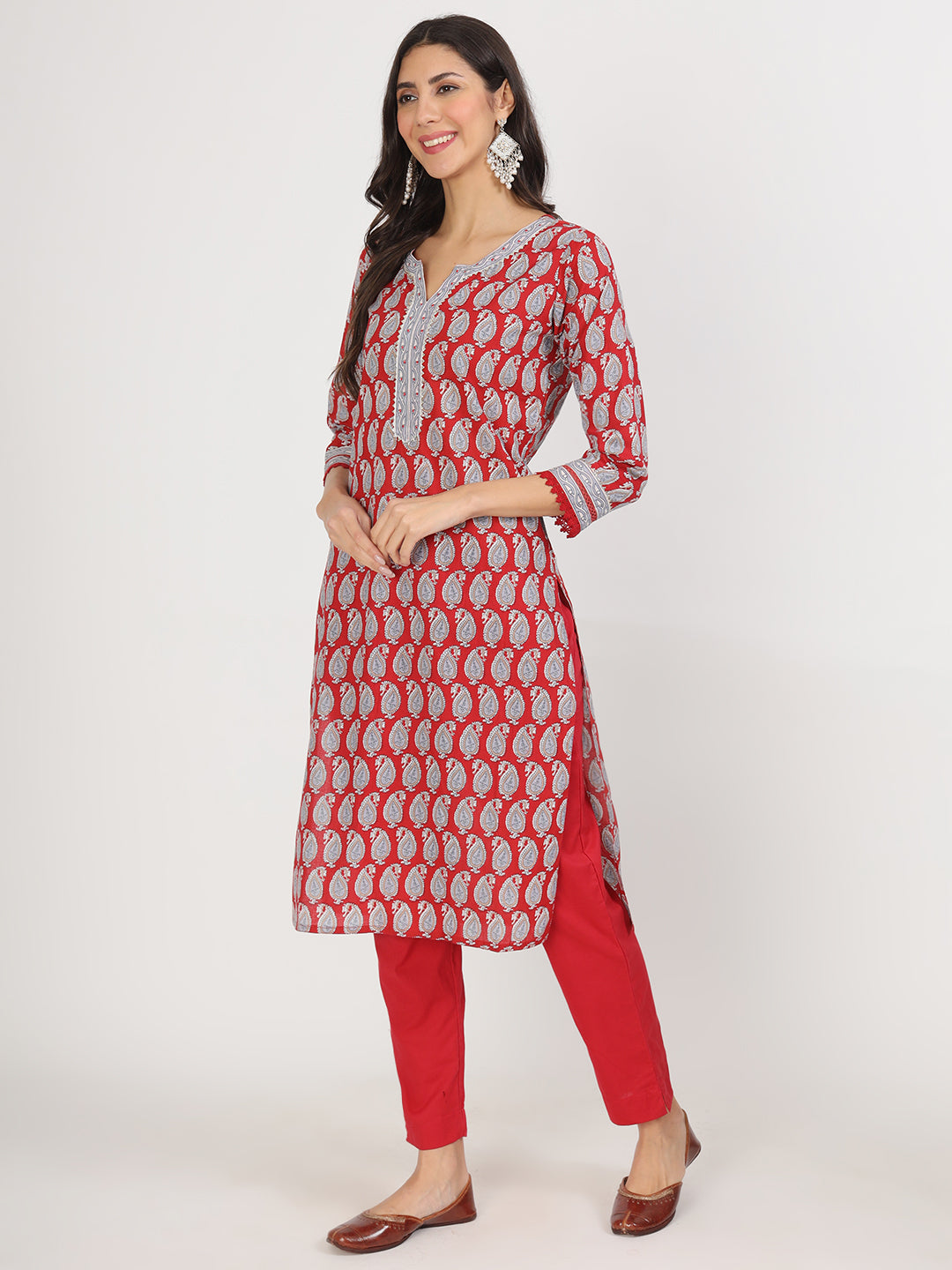 Maroon-Cotton-Paisley-Print-3-Piece-Kurta-Set