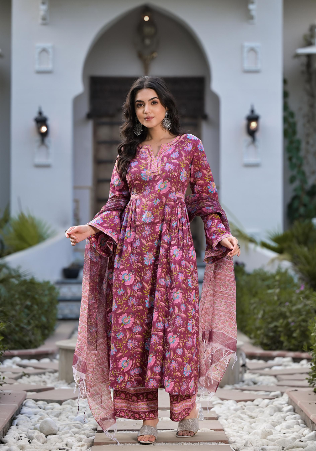 Magenta-Cotton-Hand-Block-Floral-Printed-Kurta-Set
