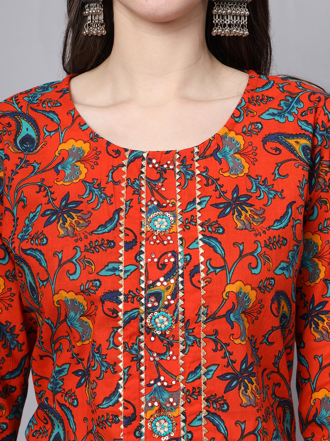 Orange-Cotton-Floral-Printed-Gotta-Patti-3-Piece-Kurta-Set