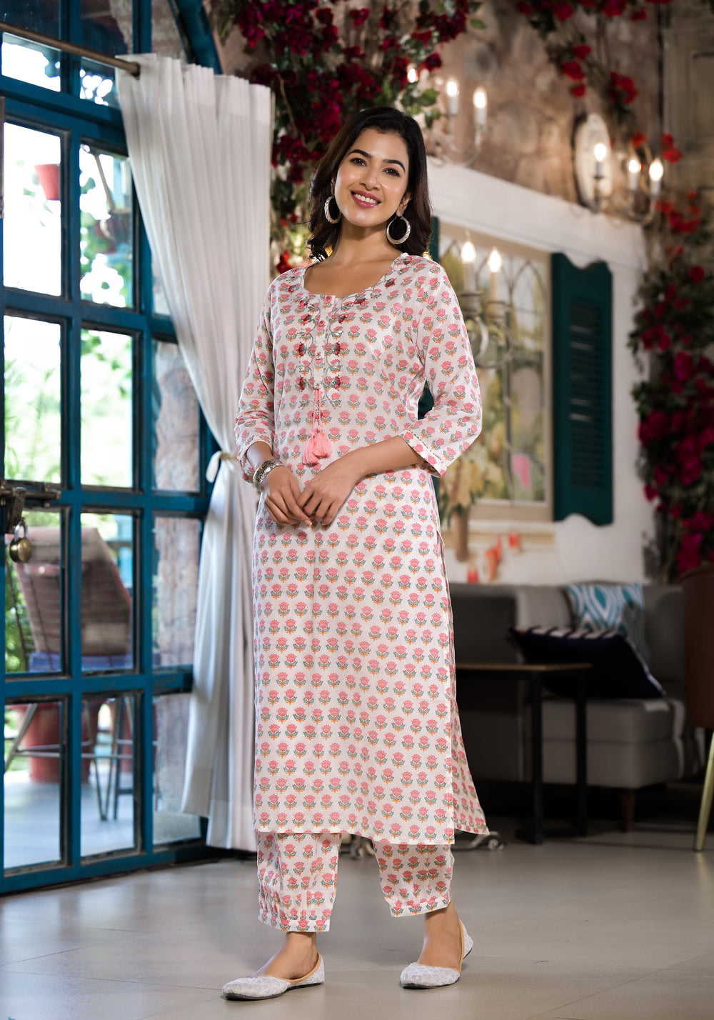 White-&-Pink-Cotton-Floral-Printed-2-Piece-Kurta-Set