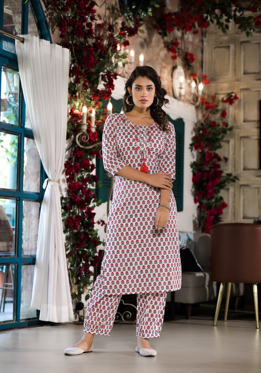 White-&-Red-Cotton-Floral-Printed-2-Piece-Kurta-Set