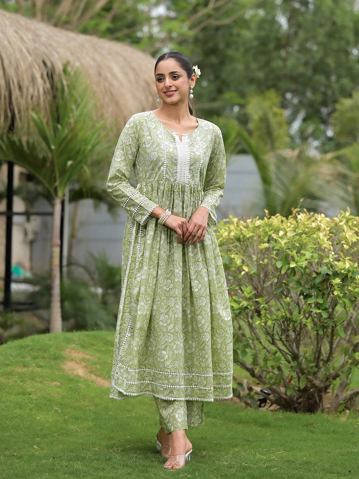Green-Cotton-Floral-Print-Nyra-Cut-2-Piece-Kurta-Set