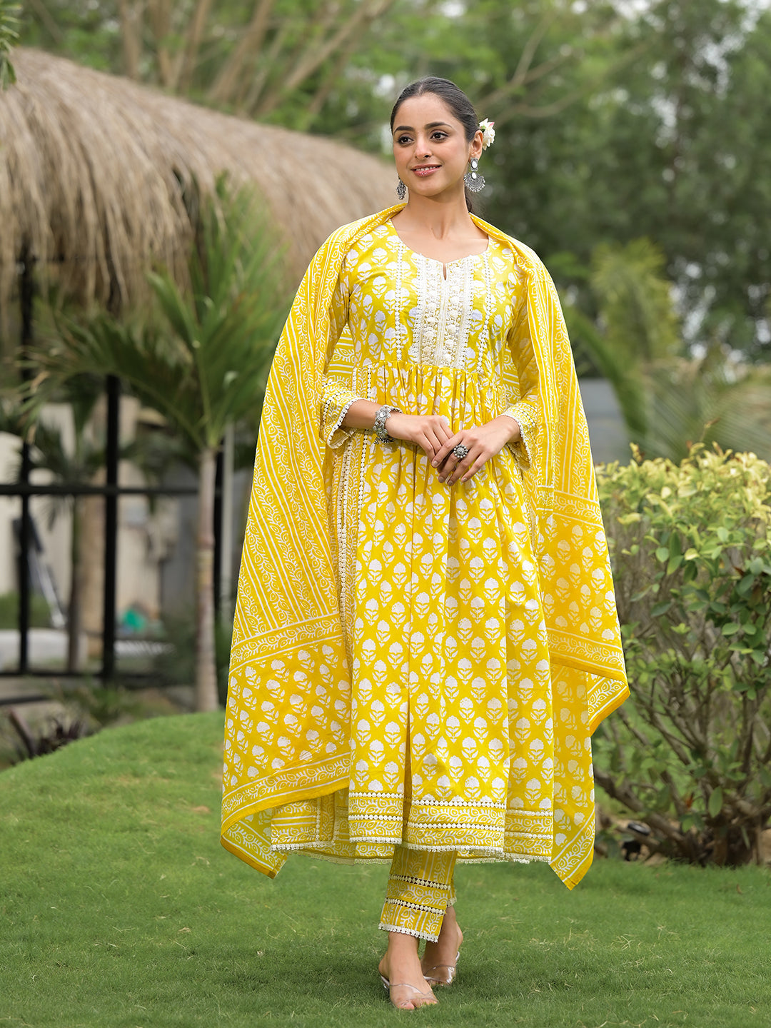 Yellow-Cotton-Floral-Print-3-Piece-Kurta-Set