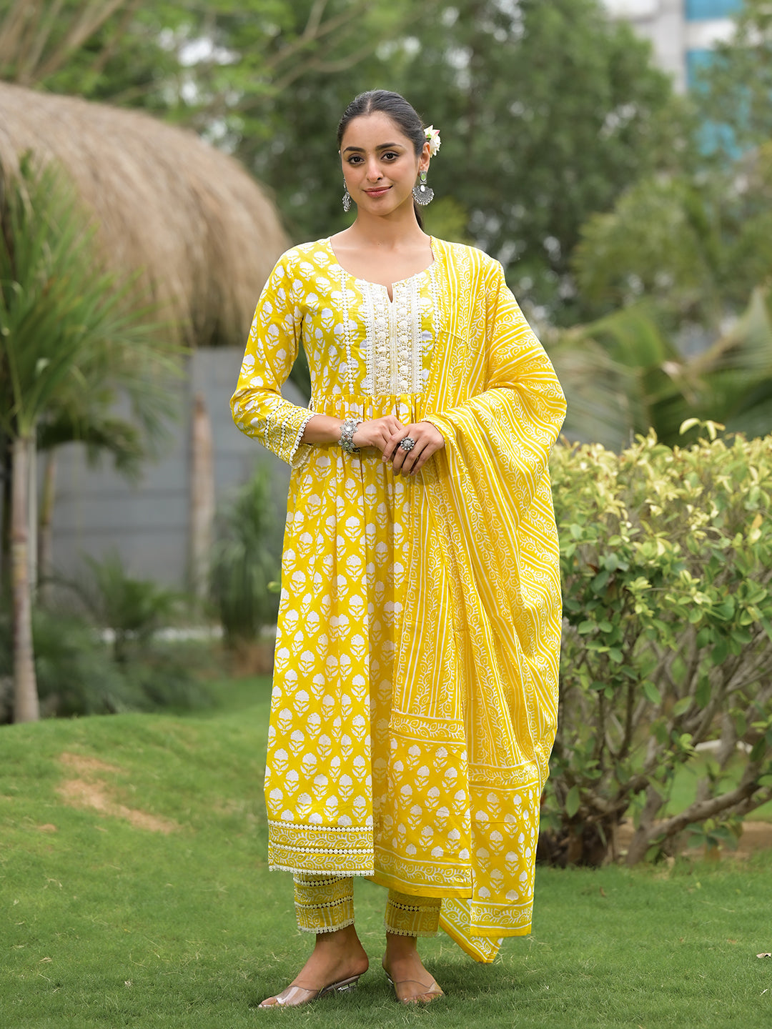 Yellow-Cotton-Floral-Print-3-Piece-Kurta-Set