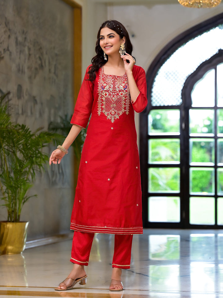 Red-Chanderi-Silk-Embroidered-3-Piece-Kurta-Set