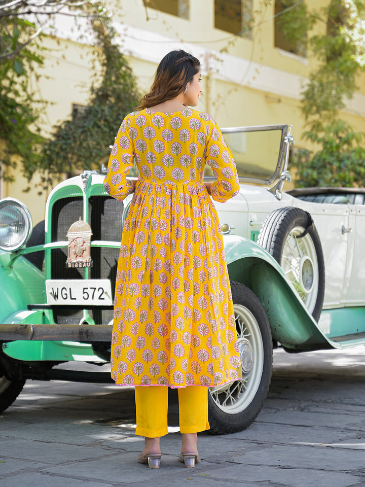 Yellow-Muslin-Floral-A-Line-3-Piece-Kurta-Set