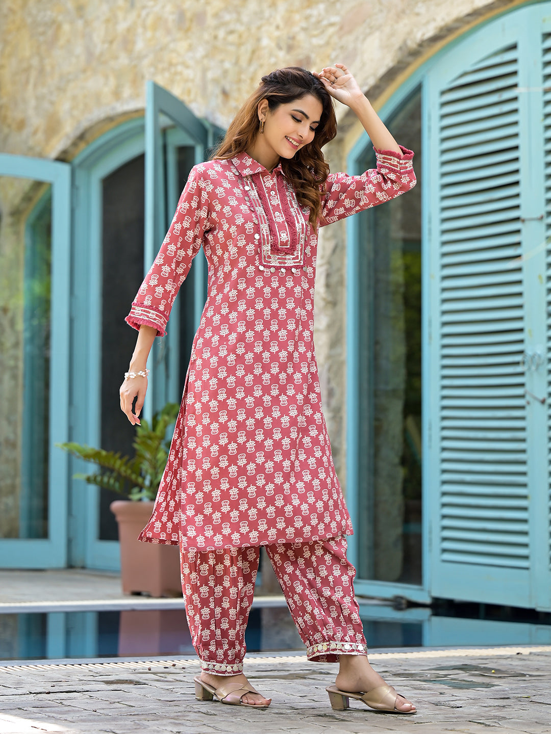 Peach-Cotton-Straight-Knee-Long-2--Piece-Kurta-Set