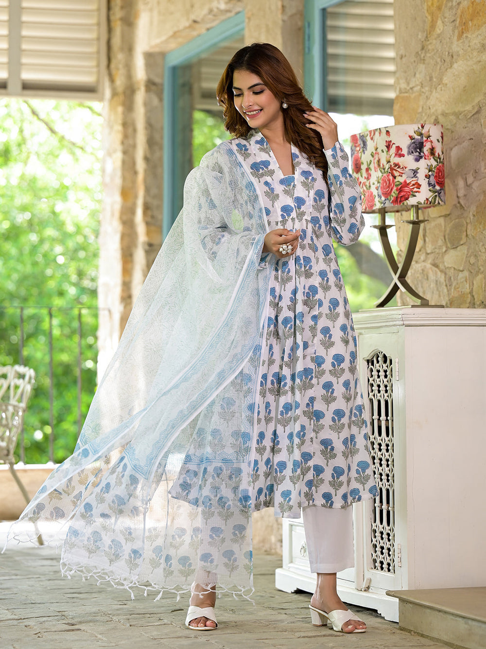 White-&-Blue-Cotton-Handblock-Print-3-Piece-Kurta-Set