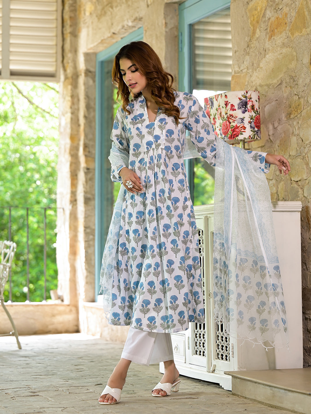White-&-Blue-Cotton-Handblock-Print-3-Piece-Kurta-Set
