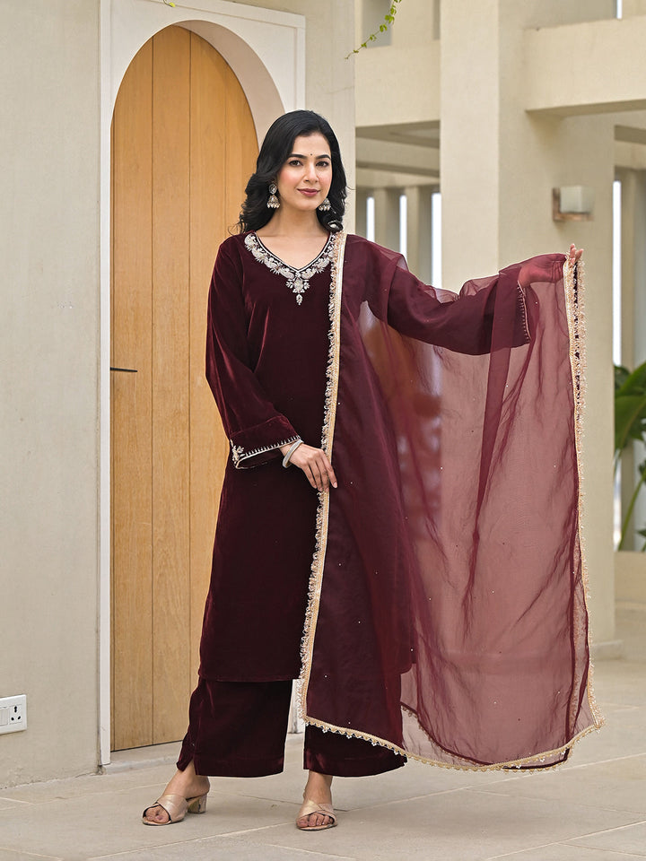 Maroon-Velvet-Embroidered-3-Piece-Kurta
