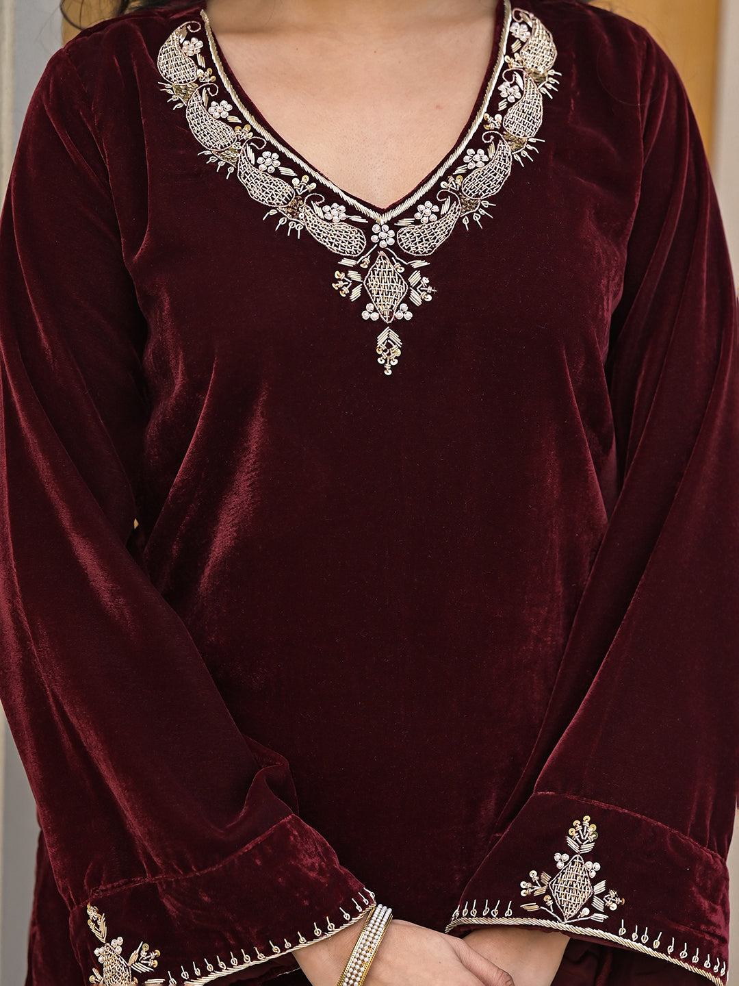 Maroon-Velvet-Embroidered-3-Piece-Kurta