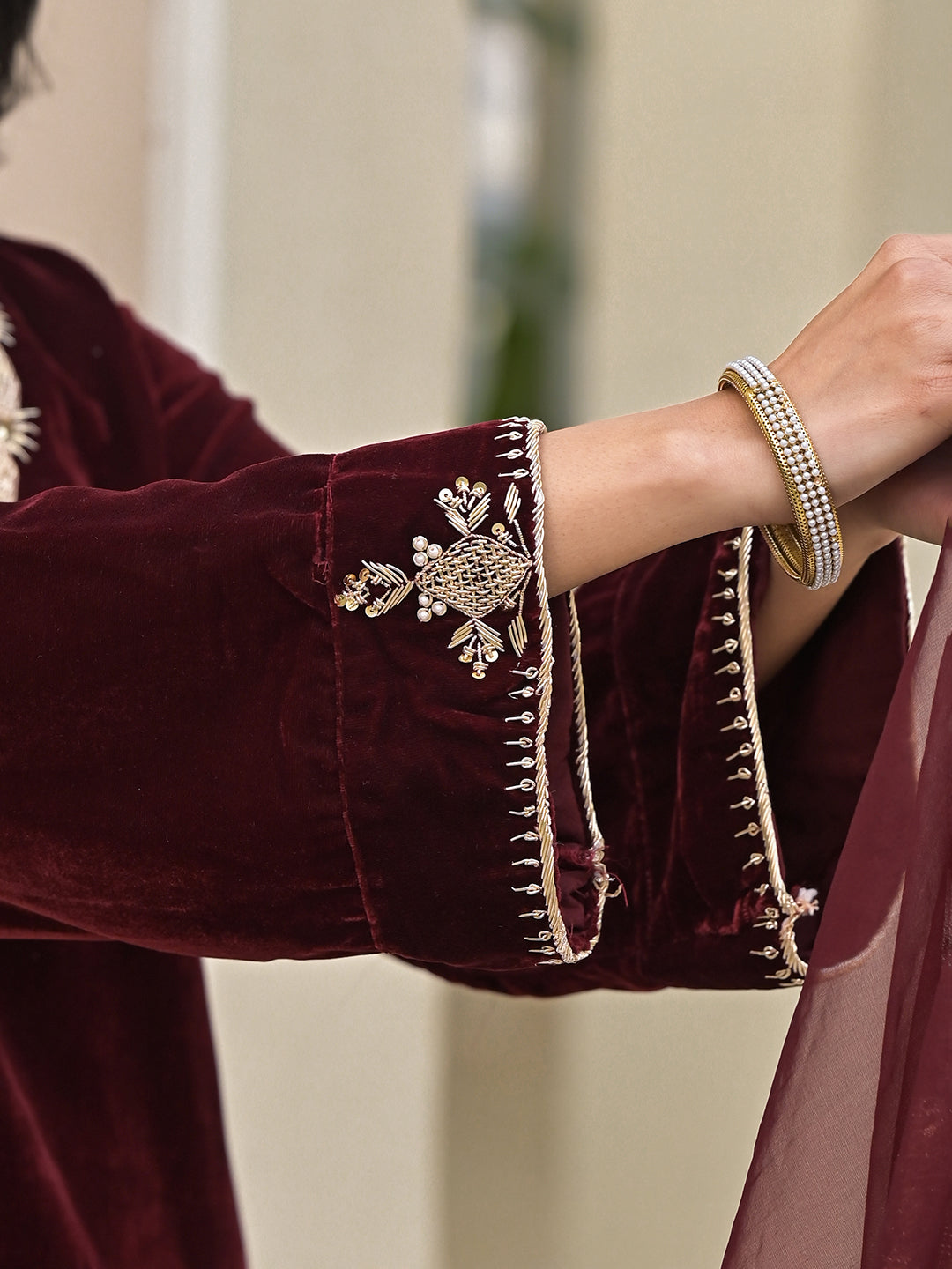 Maroon-Velvet-Embroidered-3-Piece-Kurta