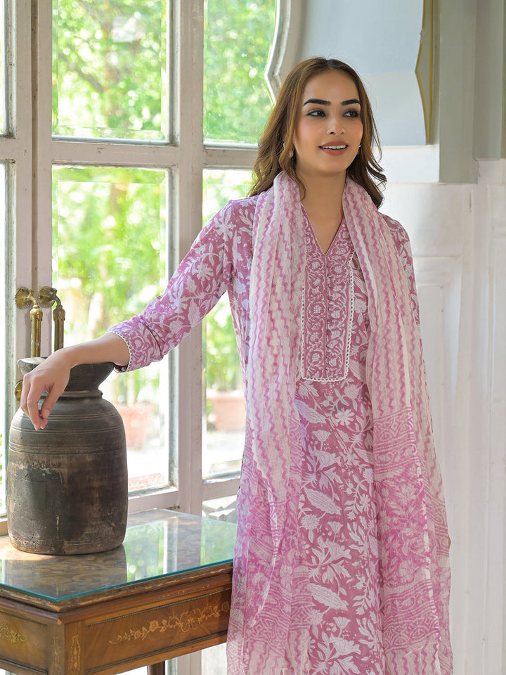 White-&-Pink-Cotton-Block-Print-3-Piece-Kurta-Set