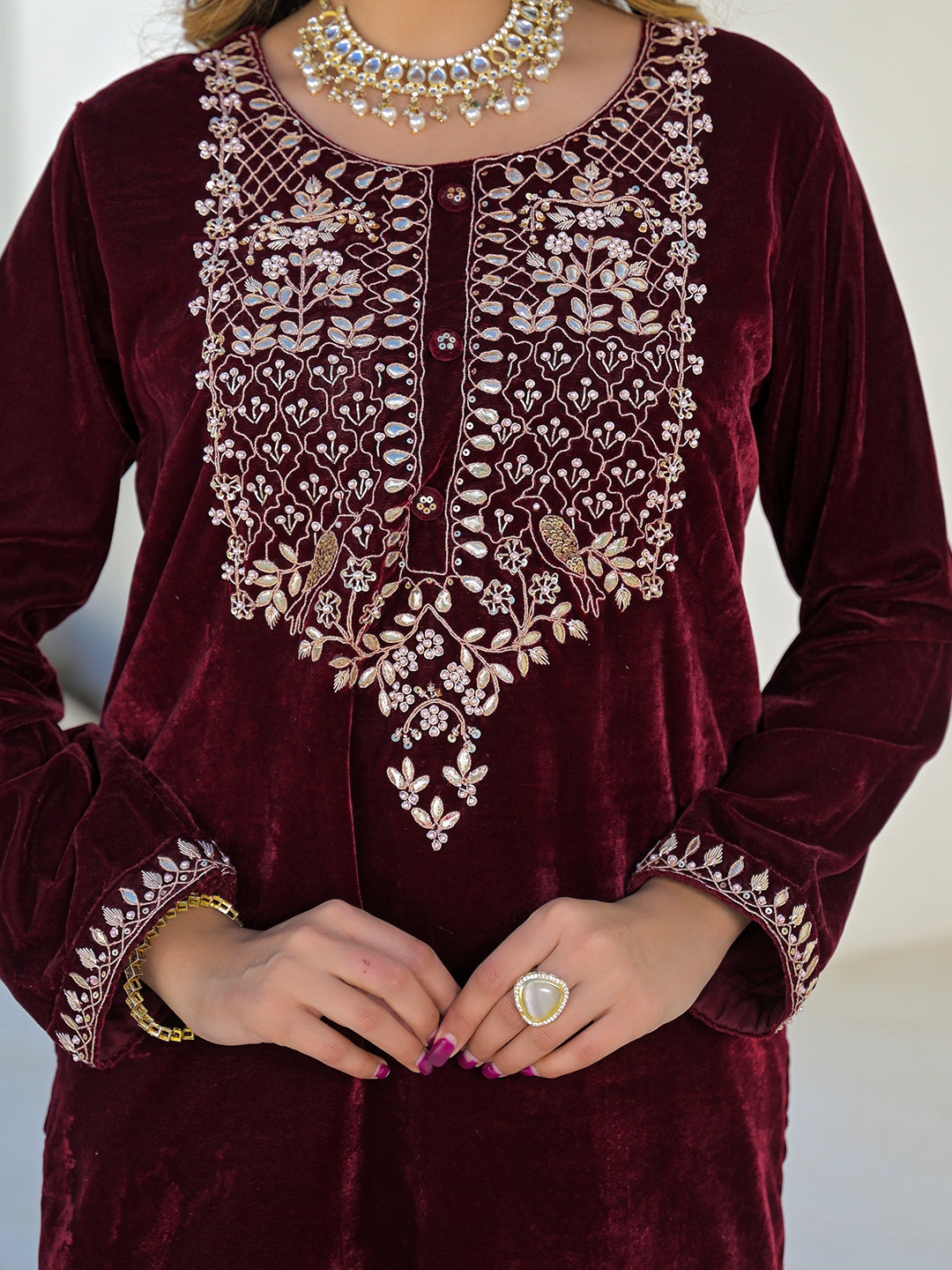 Maroon-Velvet-3-Piece-Kurta-Set