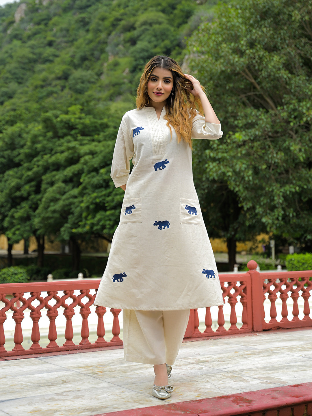 Off-White-Cotton-Embroidered-A-Line-2-Piece-Kurta-Set