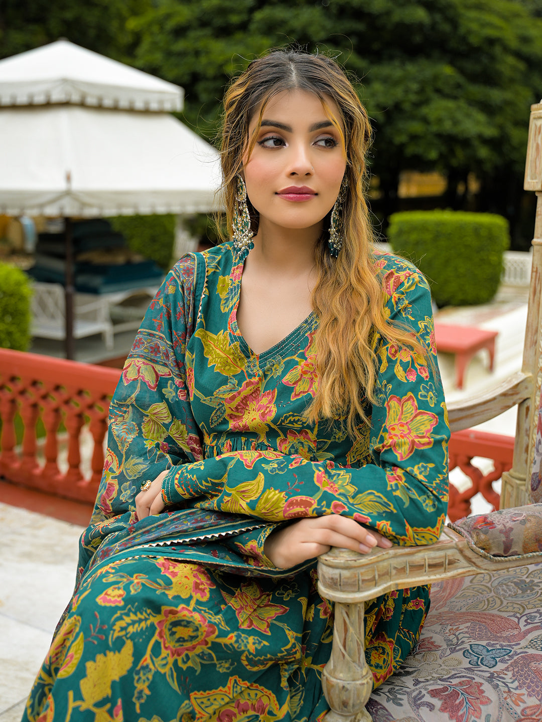 Dark-Cotton-Green-Straight-3-Piece-Kurta-Set