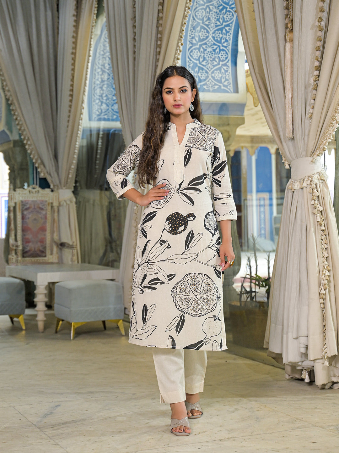 Off-White-Cotton-Floral-Print-Straight-2-Piece-Kurta-Set